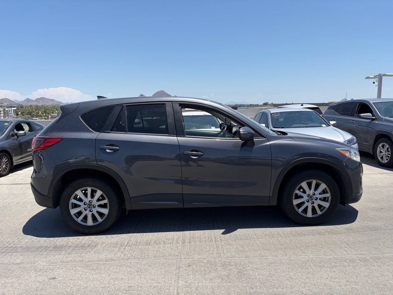 Used 2016 MAZDA CX-5 Touring FWD image 3