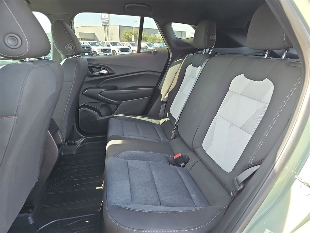 Used 2024 Chevrolet Trax RS w/ Driver Confidence Package image 23