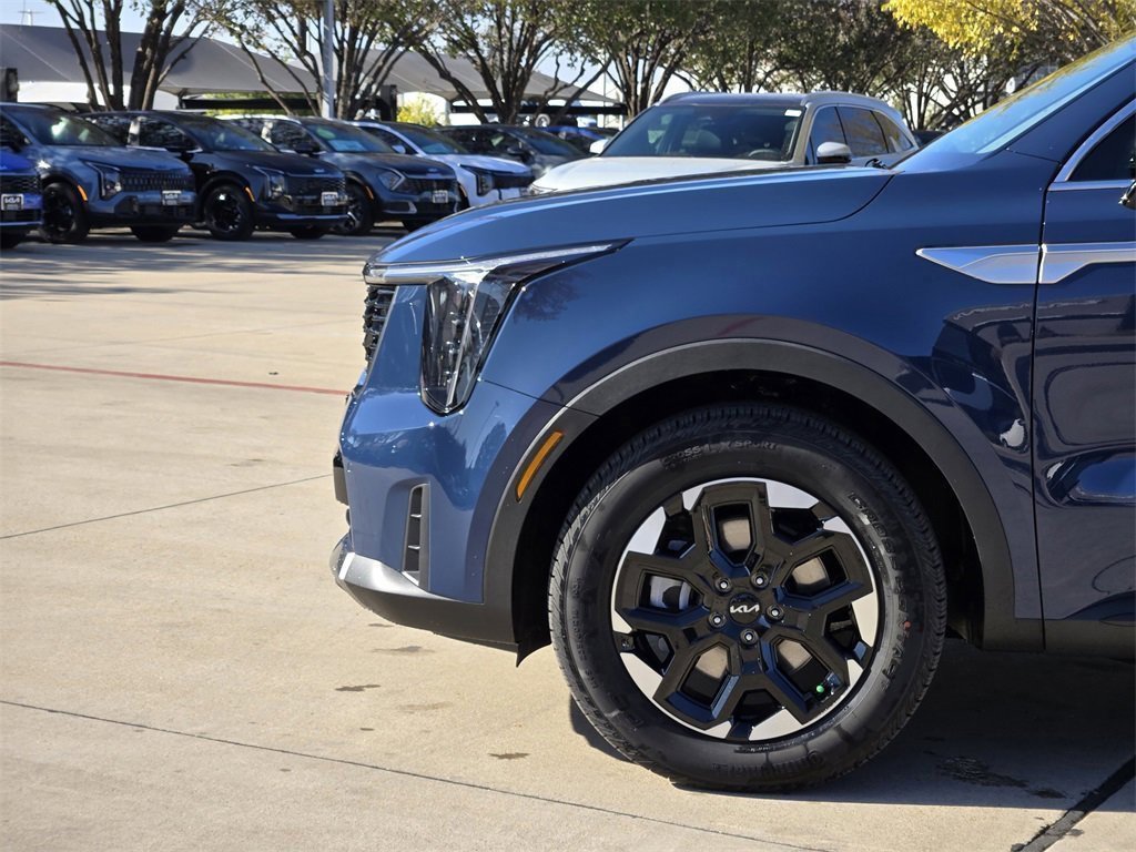 New 2026 Kia Sorento S w/ S Panoramic Sunroof Package image 13