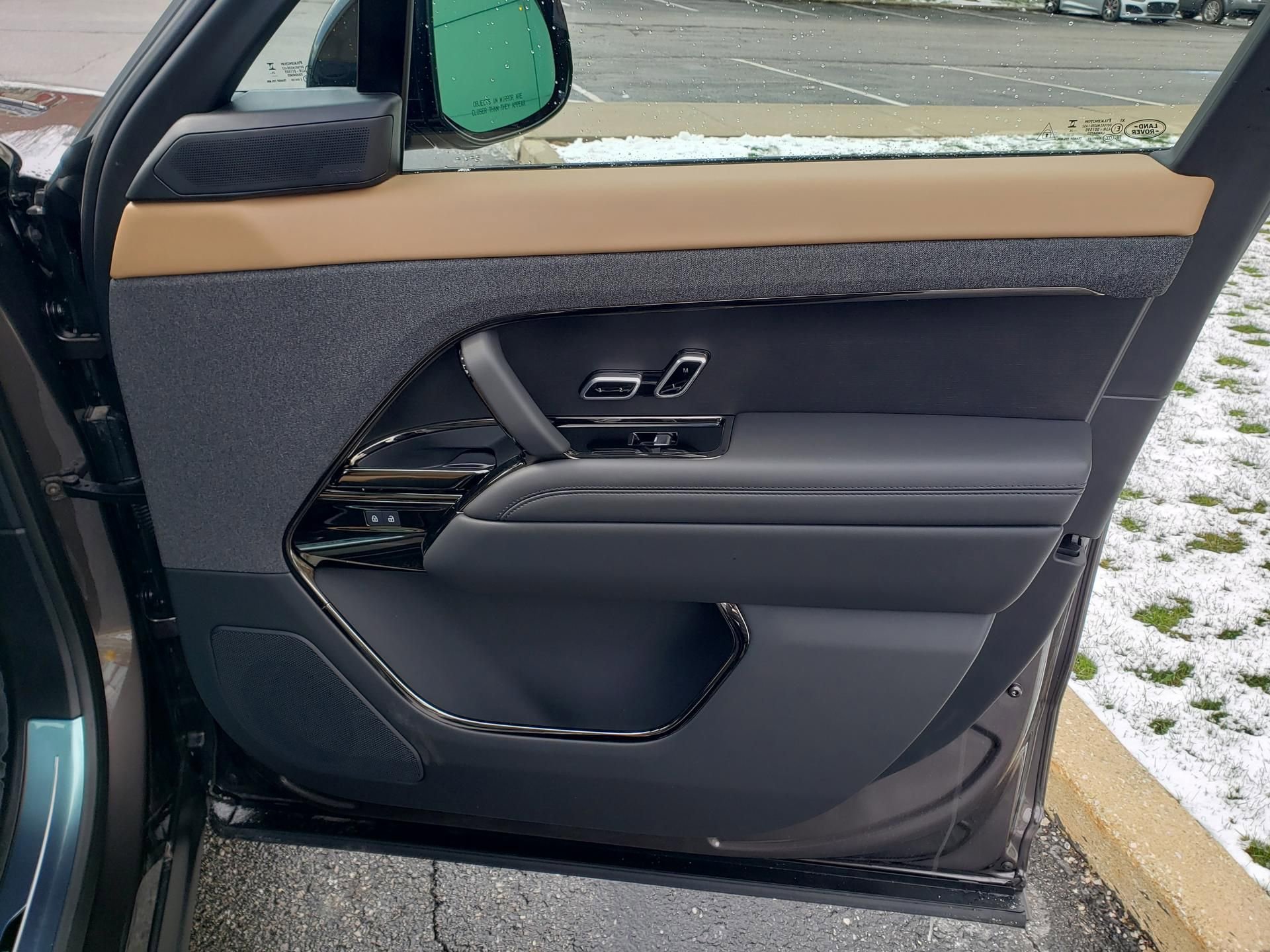 New 2026 Land Rover Range Rover Sport Dynamic SE image 18