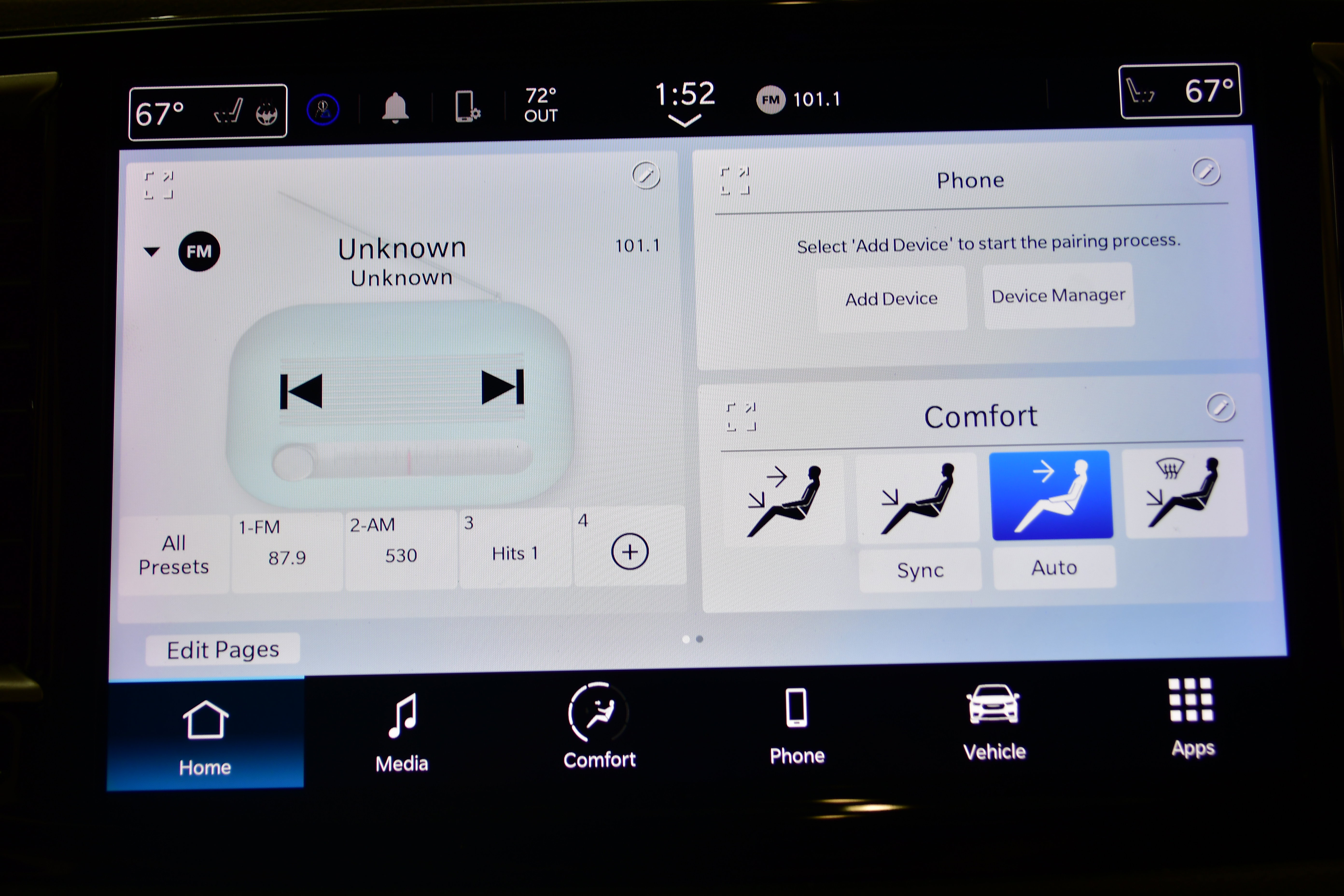 Used 2023 Chrysler Pacifica Touring-L FWD image 29