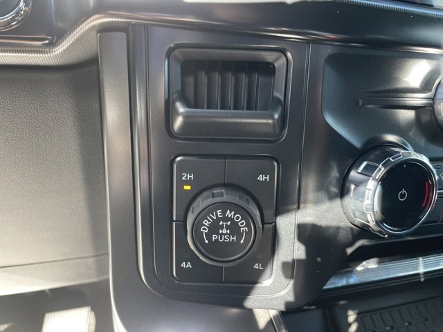 New 2025 Ford F150 Lariat image 16