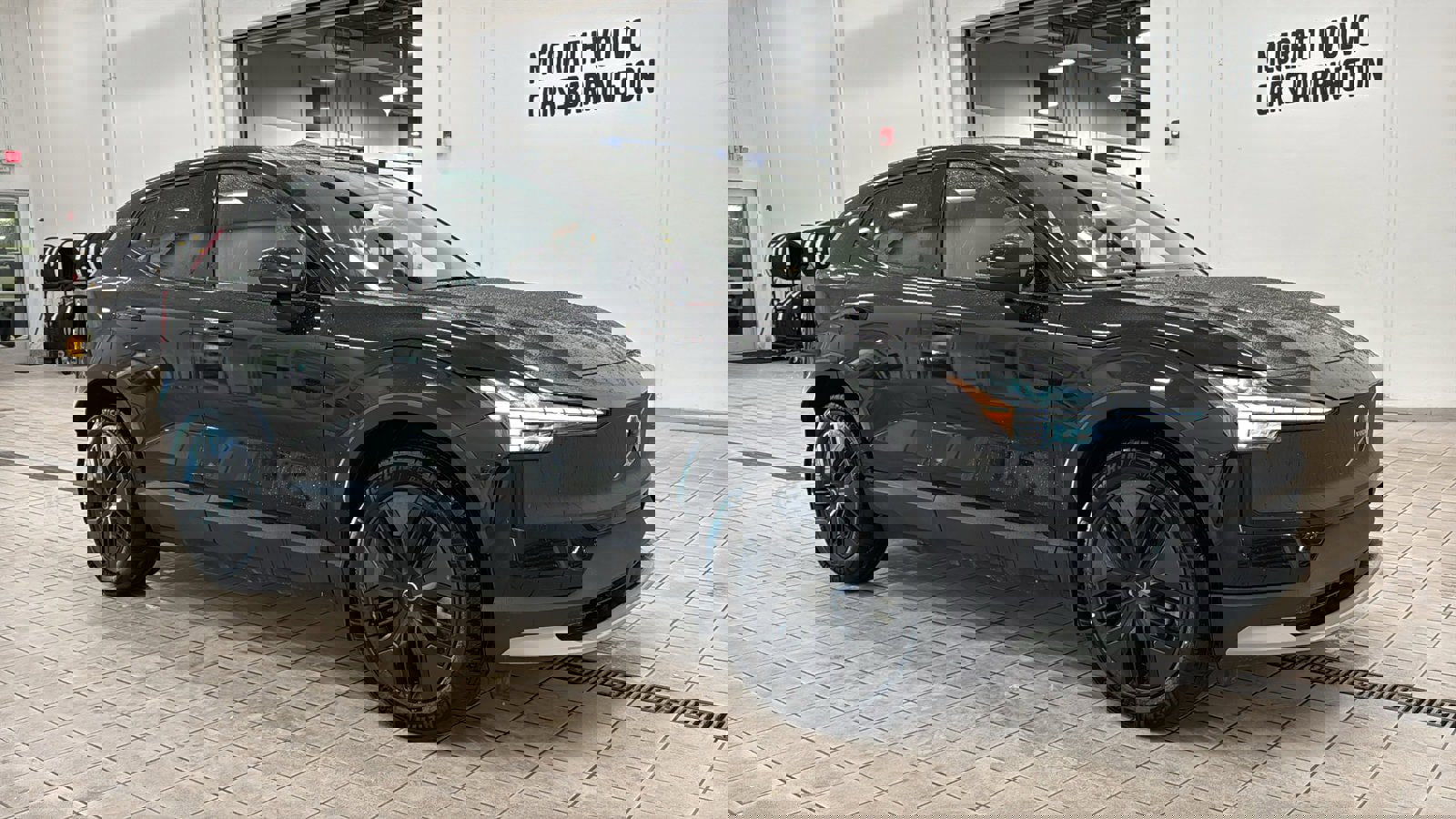 New 2026 Volvo EX30 Cross Country Ultra image 3