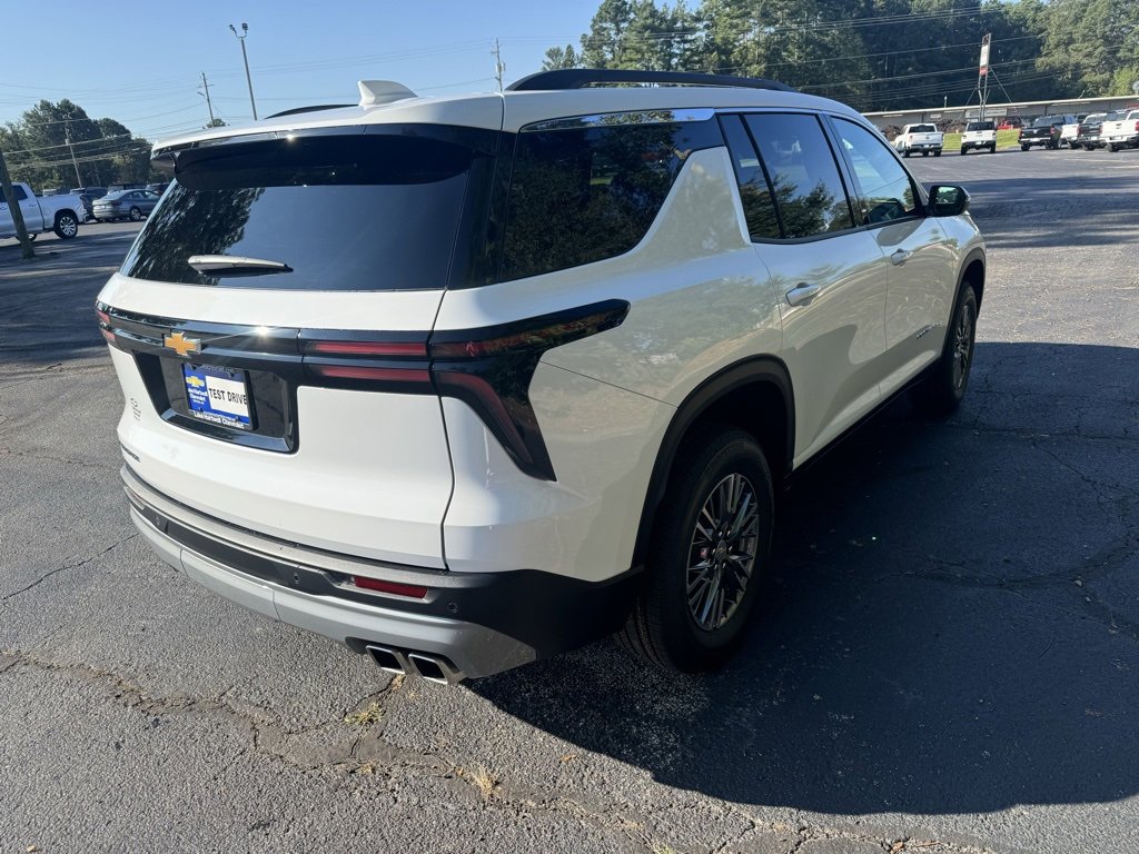 New 2026 Chevrolet Traverse LT image 7