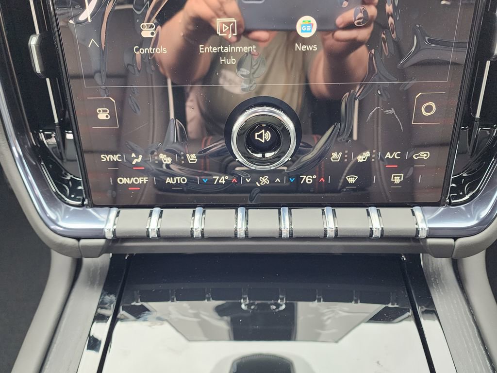 New 2026 GMC Yukon AT4 Ultimate AWD/4WD image 34