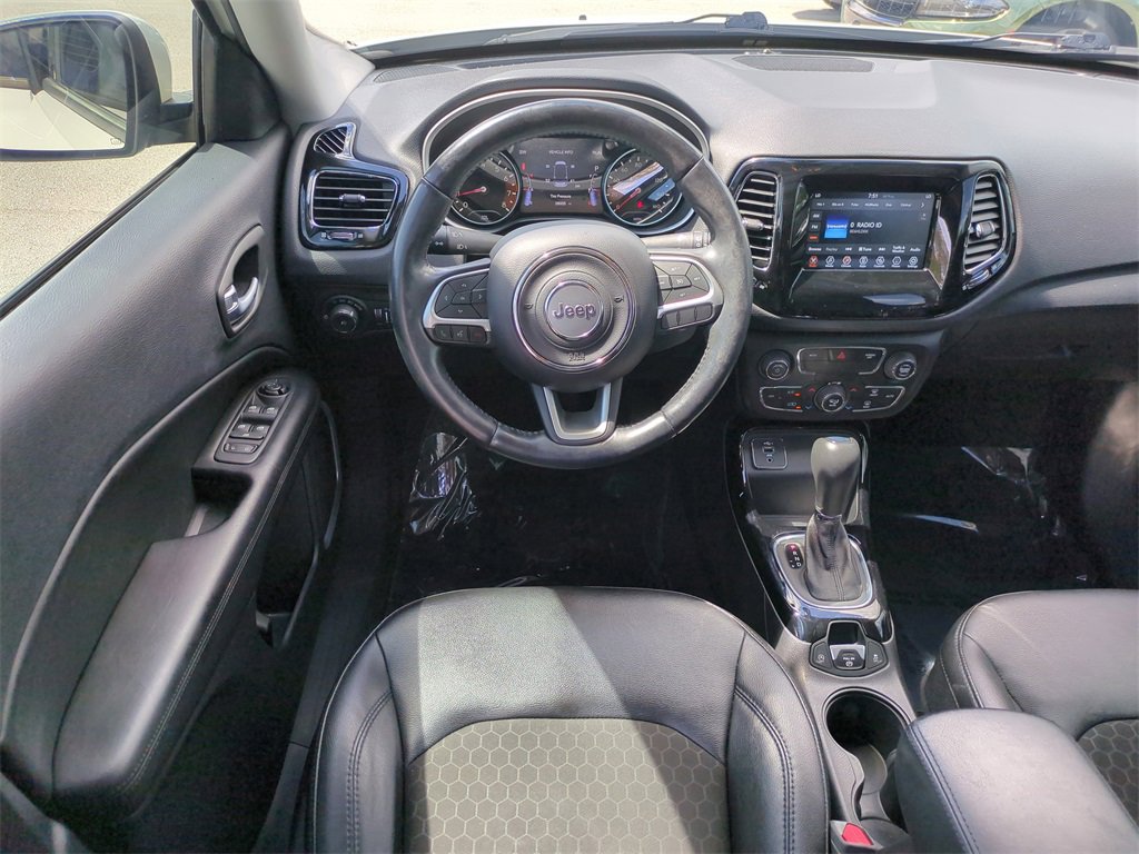 Certified 2021 Jeep Compass Latitude image 18
