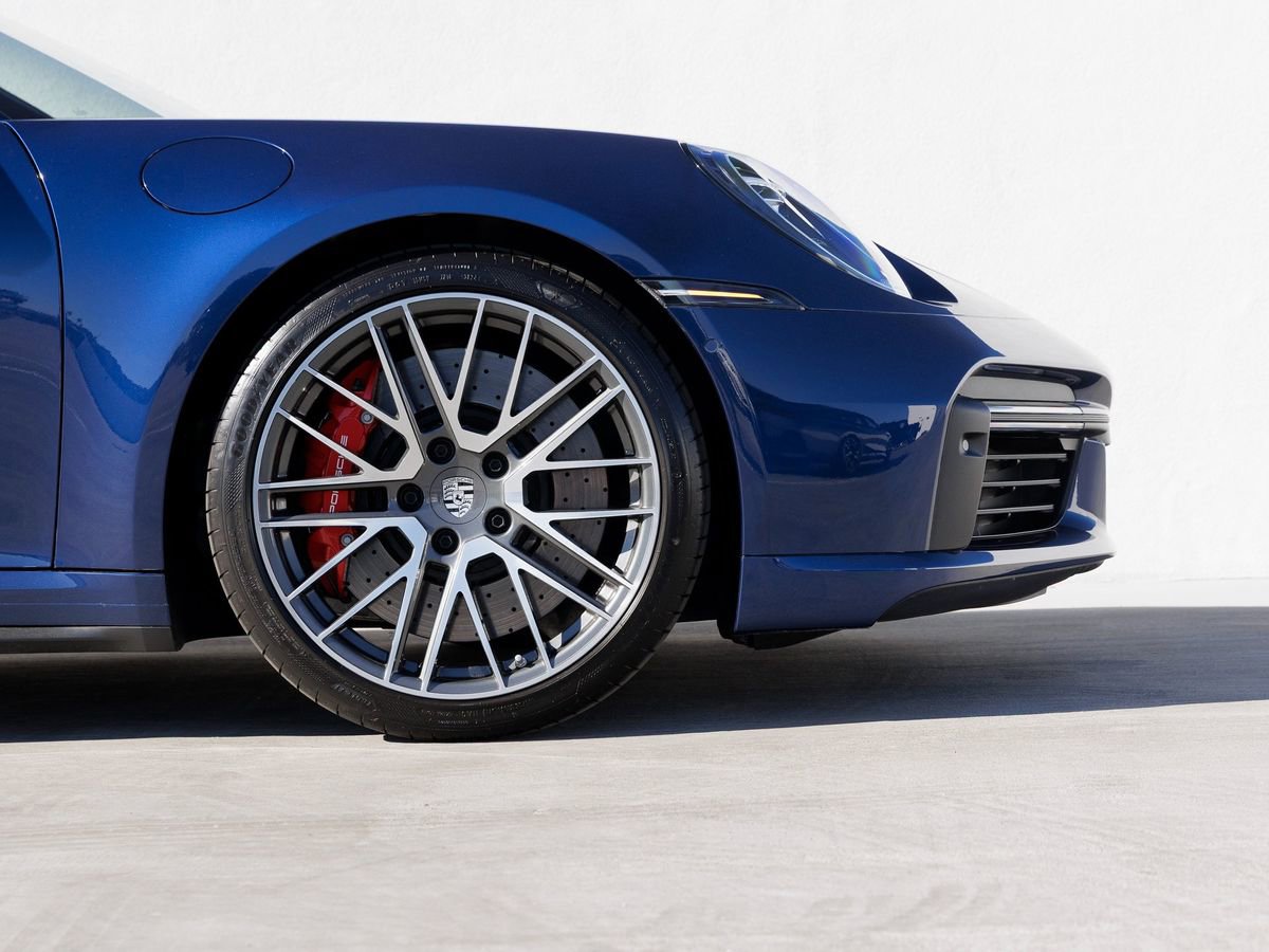 Used 2025 Porsche 911 Turbo image 11