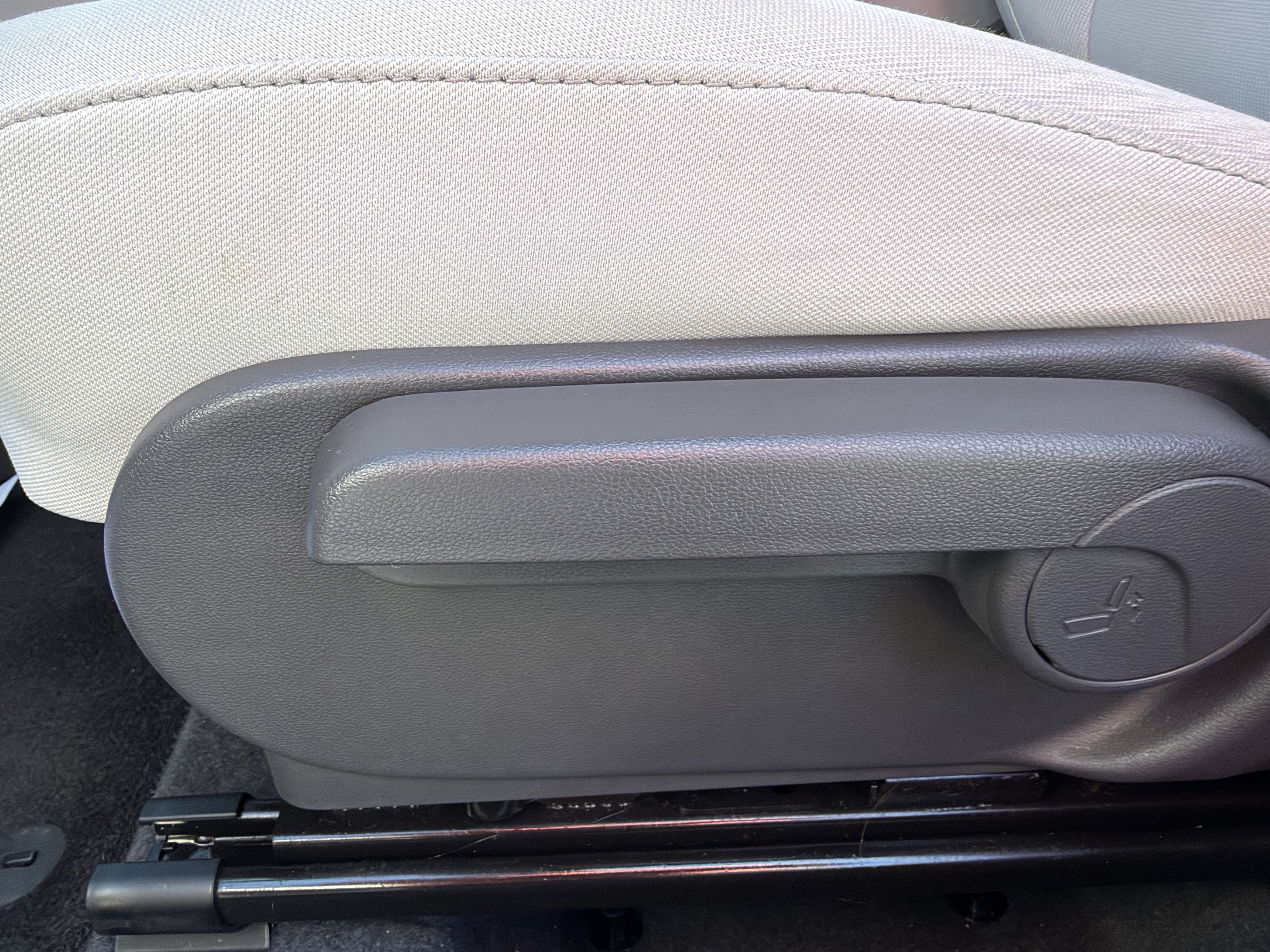 Used 2024 Hyundai Kona SE AWD/4WD image 11
