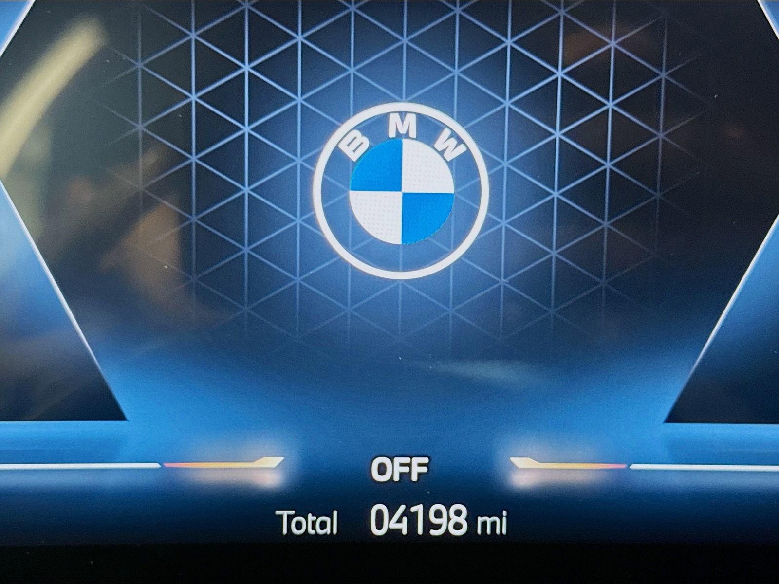 Used 2025 BMW 230i Coupe w/ M Sport Package image 12