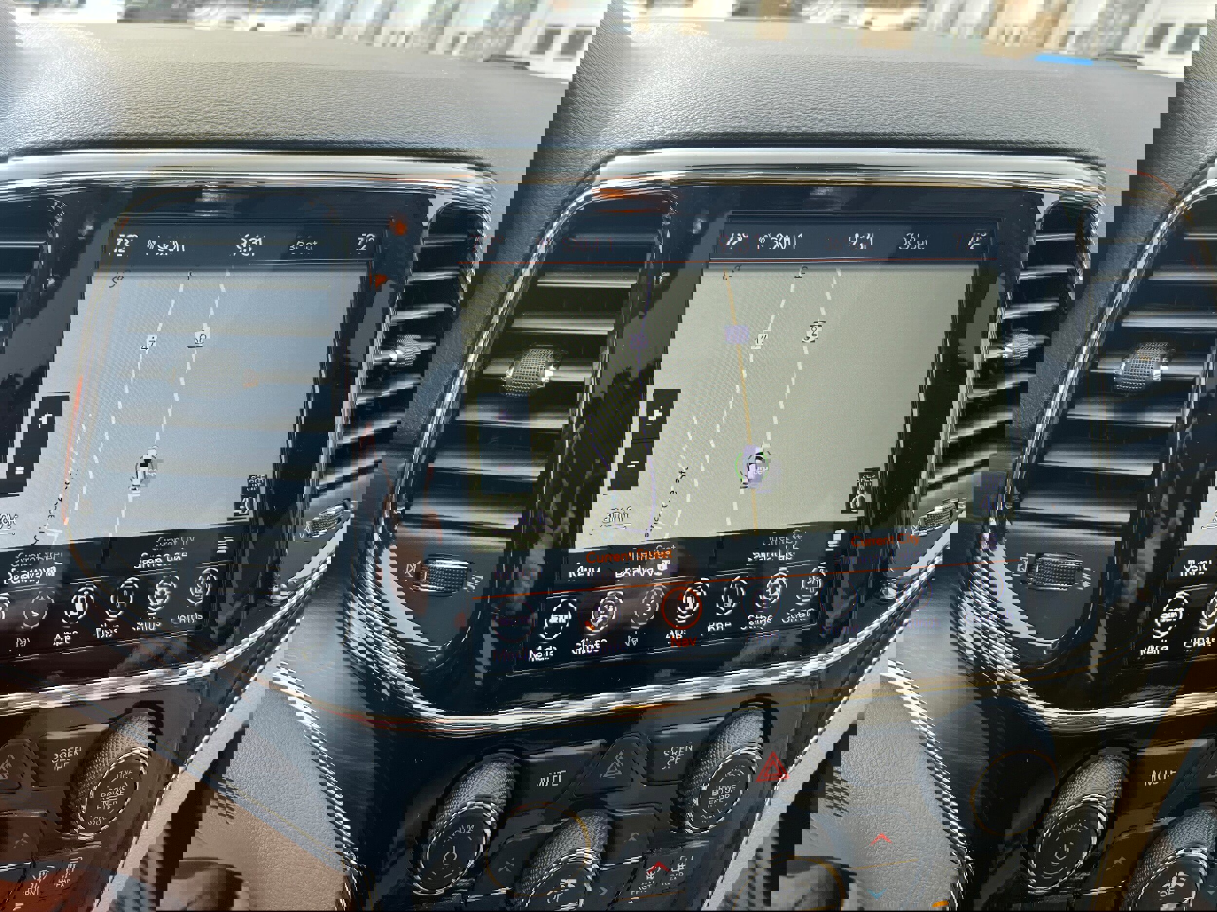 Used 2021 Jeep Grand Cherokee Limited image 16