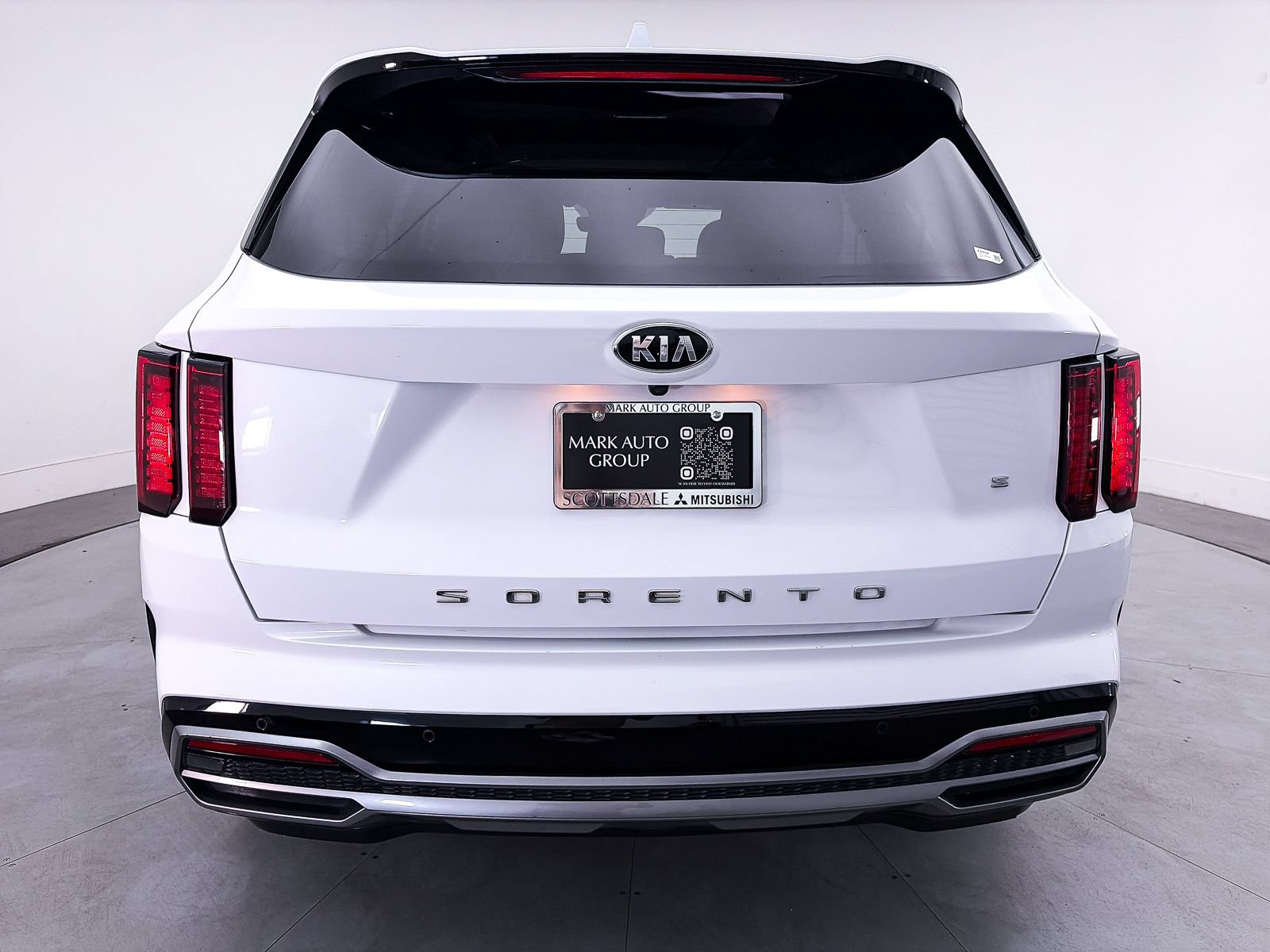 Used 2021 Kia Sorento S w/ Panoramic Sunroof Package FWD image 10