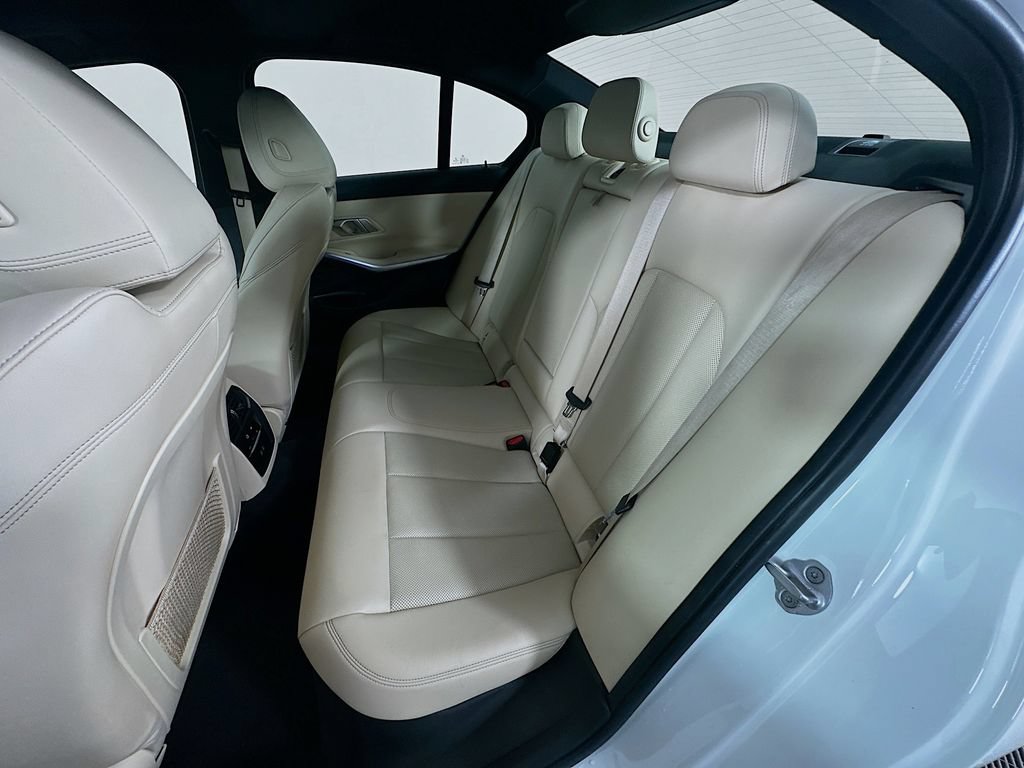 Used 2022 BMW 330e w/ M Sport Package RWD image 25