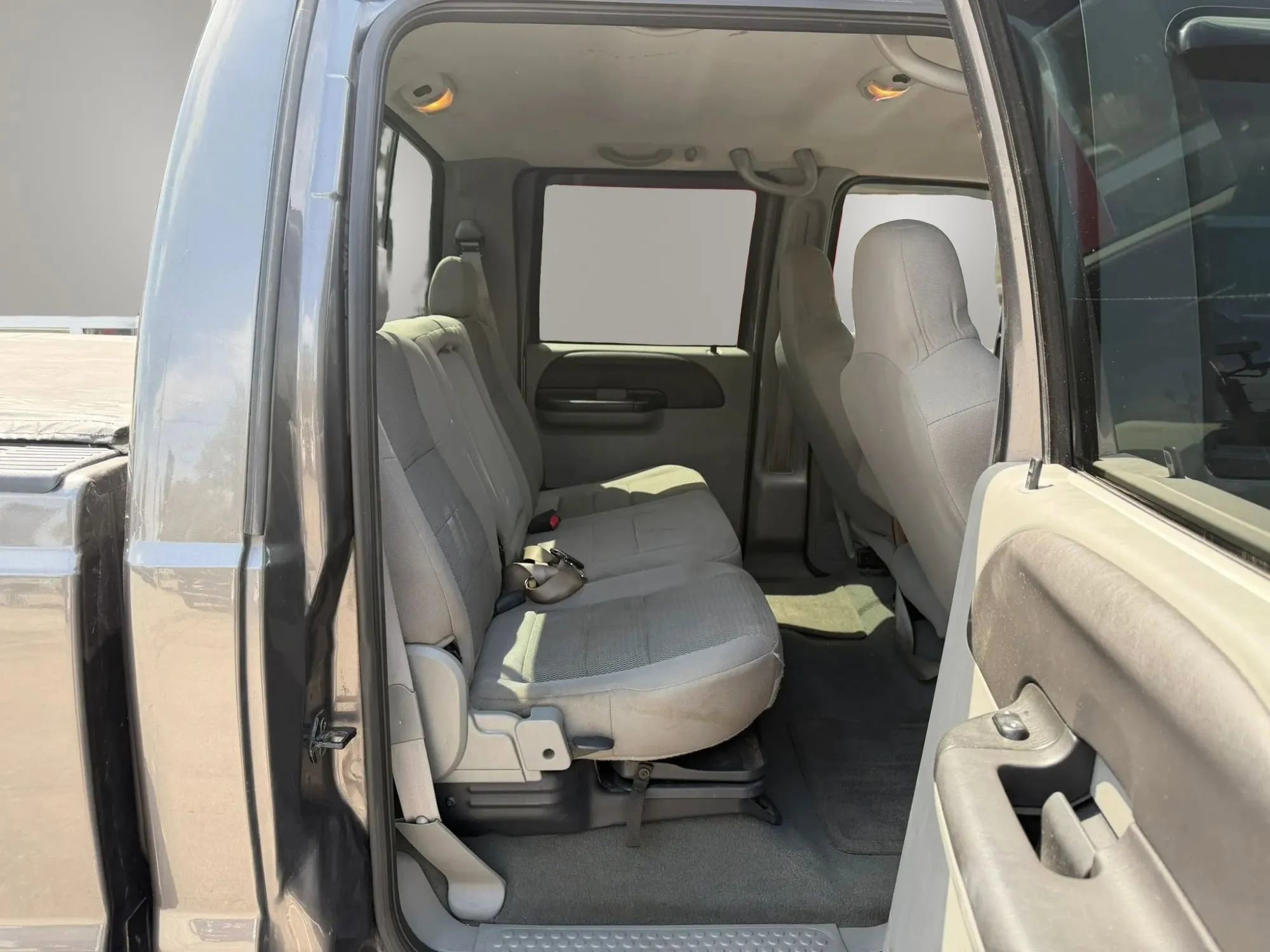 Used 2005 Ford F250 XLT AWD/4WD image 16