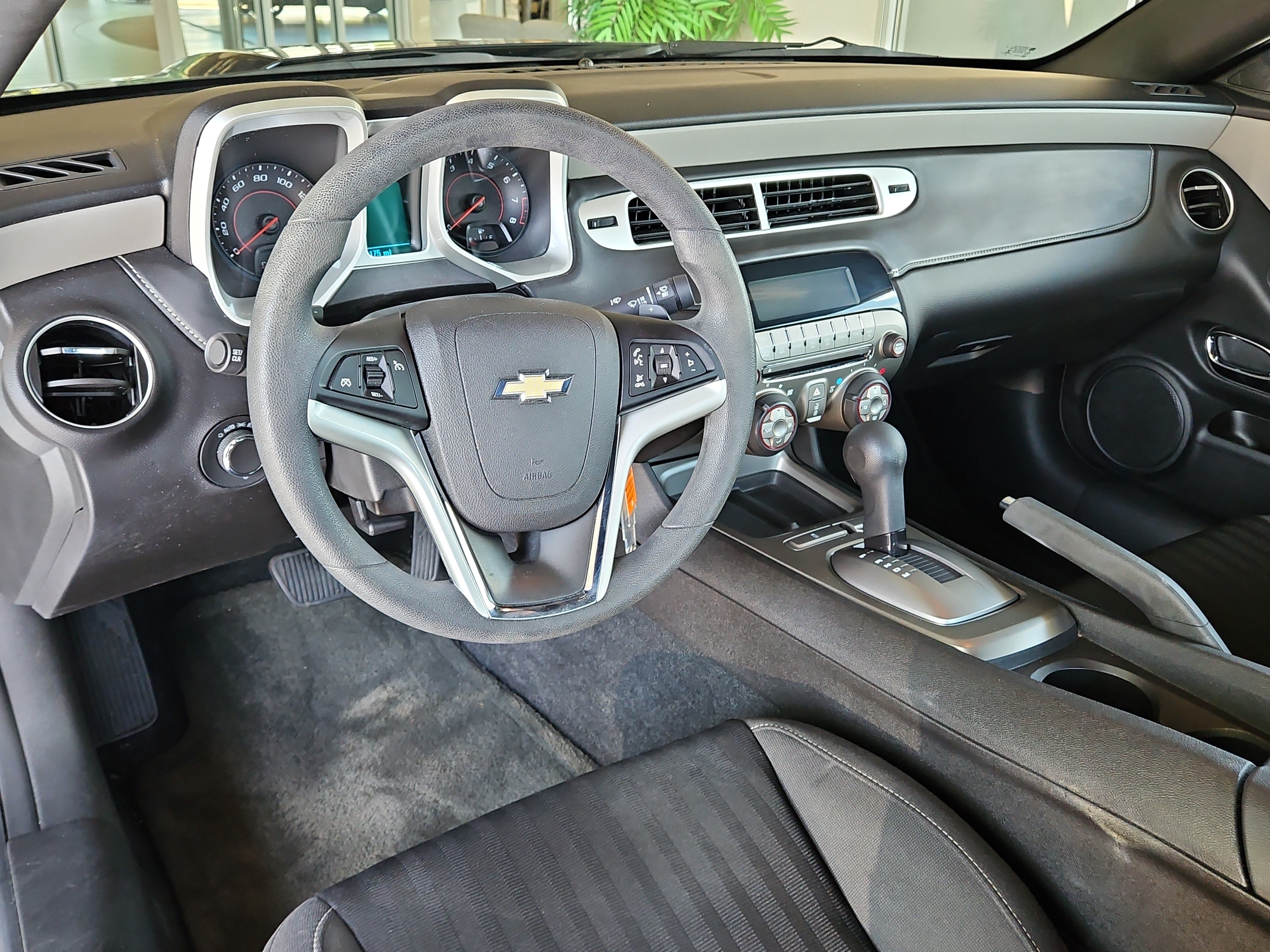 Used 2015 Chevrolet Camaro LS RWD image 11