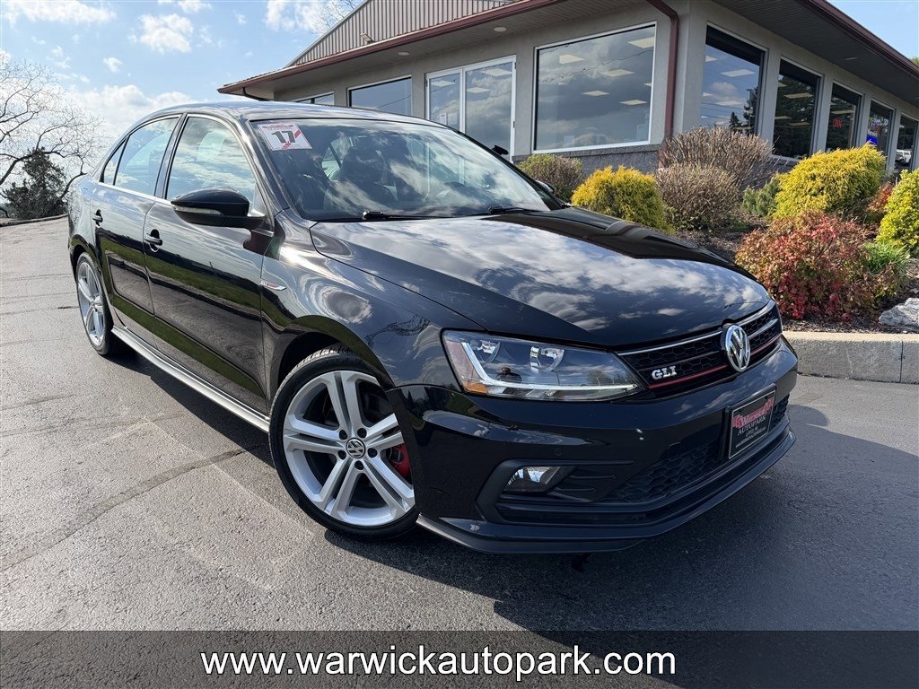 Used 2017 Volkswagen Jetta GLI FWD image 1