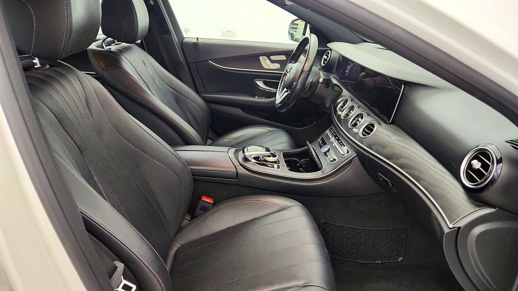 Used 2020 Mercedes-Benz E 350 4MATIC Sedan image 24