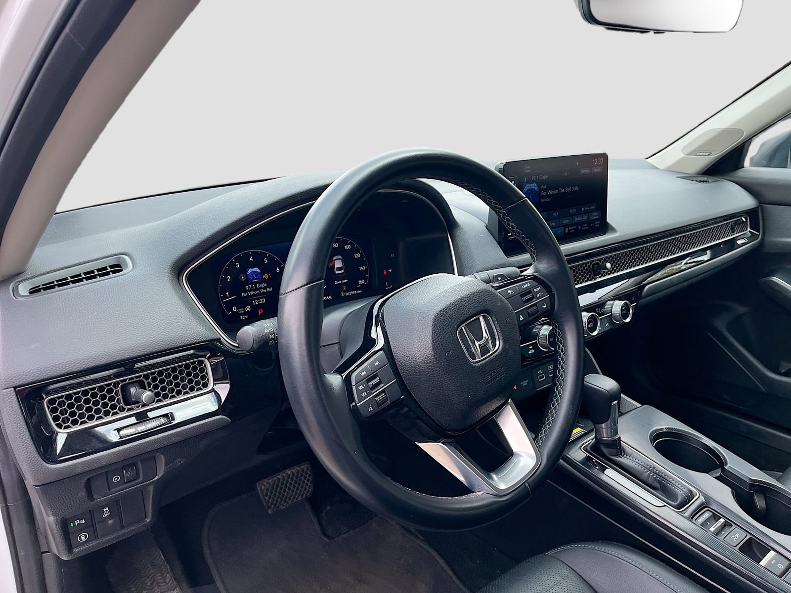 Used 2024 Honda Civic Touring image 9