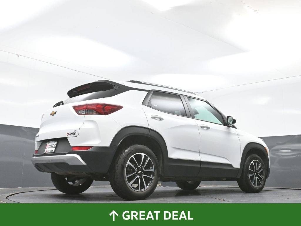 Used 2025 Chevrolet TrailBlazer LT AWD/4WD image 50
