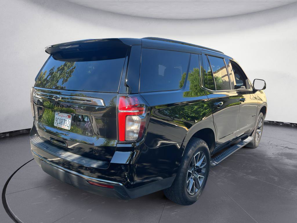 Used 2022 Chevrolet Tahoe Z71 w/ Luxury Package AWD/4WD image 5