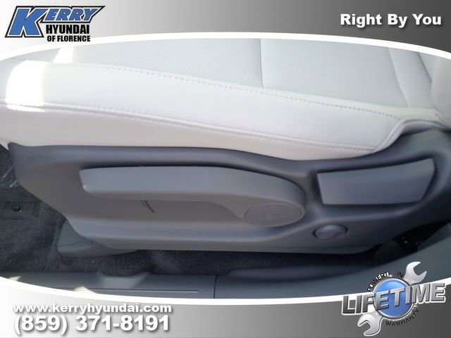 New 2026 Hyundai Santa Fe SE AWD/4WD image 18