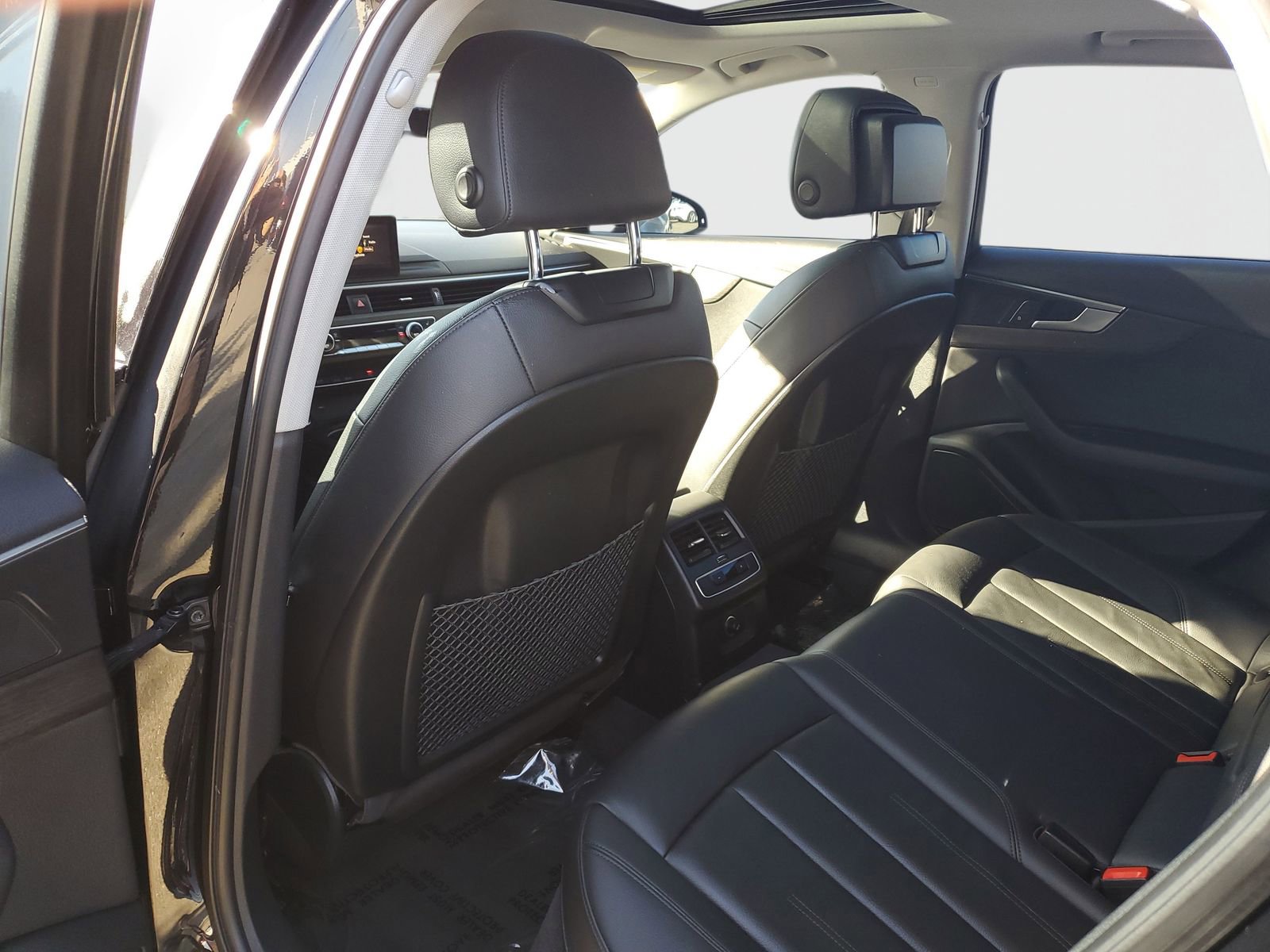 Used 2019 Audi A4 2.0T Premium image 14