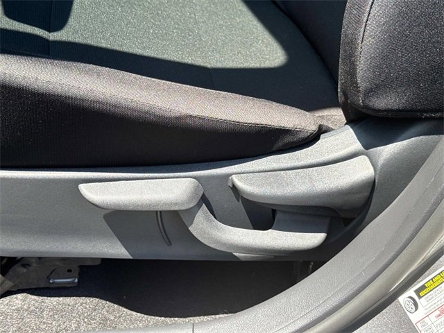 New 2025 Nissan Kicks Play S image 21