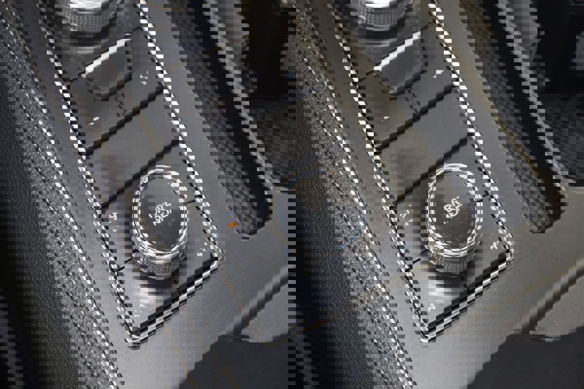 Used 2024 Ford Expedition Max XLT image 26