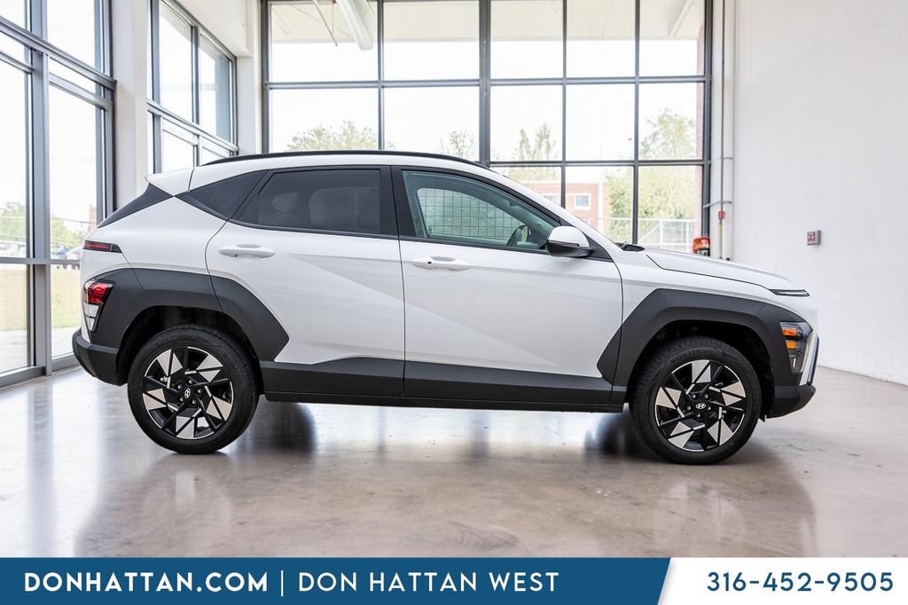 Used 2025 Hyundai Kona SEL AWD/4WD image 28
