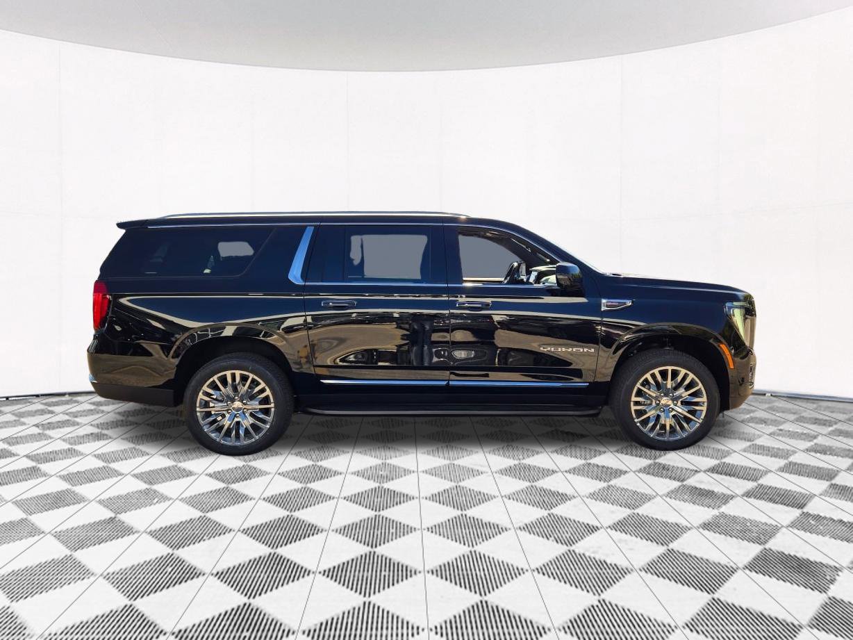 New 2027 GMC Yukon XL Elevation w/ Elevation Premium Package AWD/4WD image 12