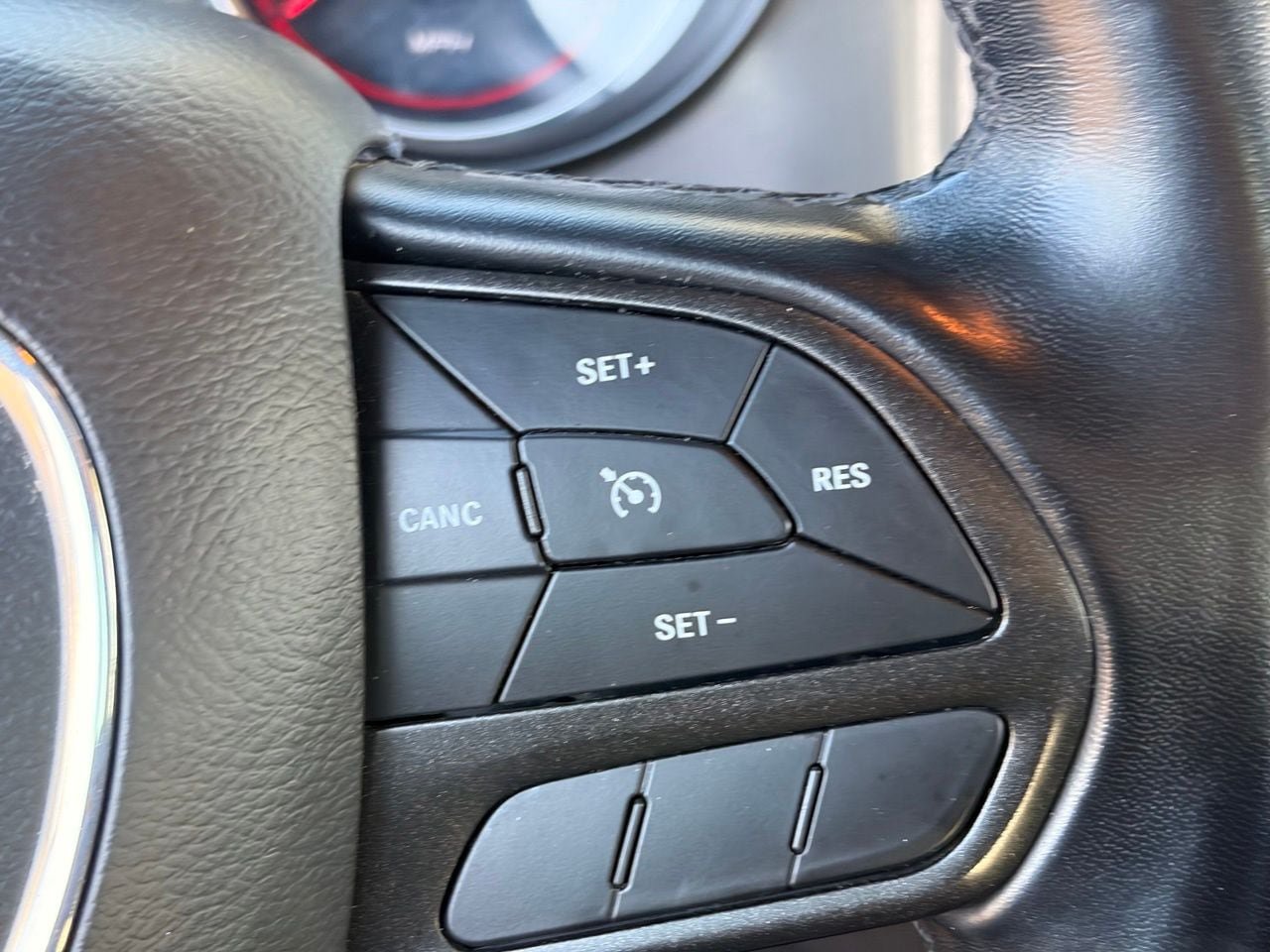 Used 2023 Dodge Charger SXT RWD image 28