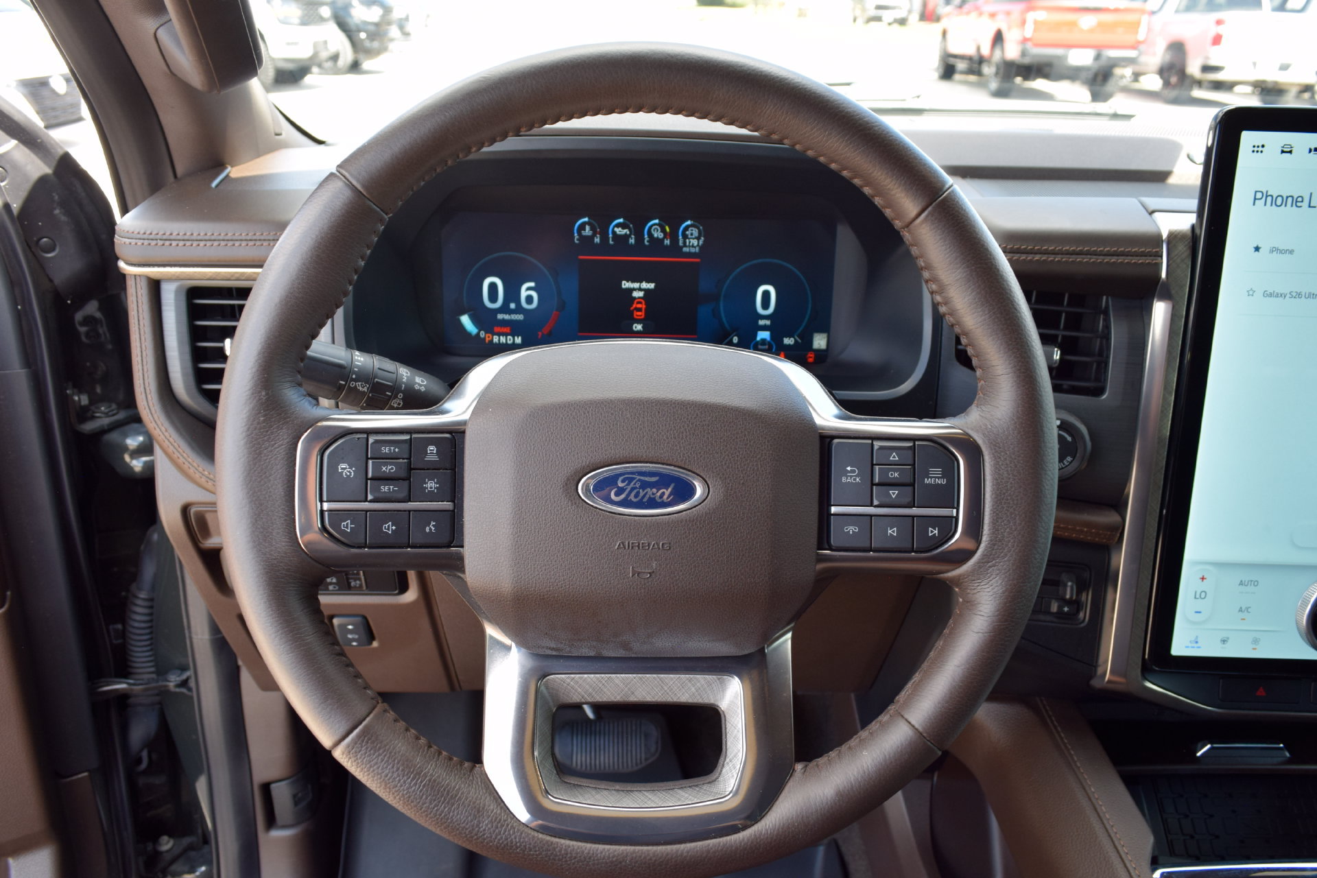 Used 2023 Ford Expedition King Ranch RWD image 6
