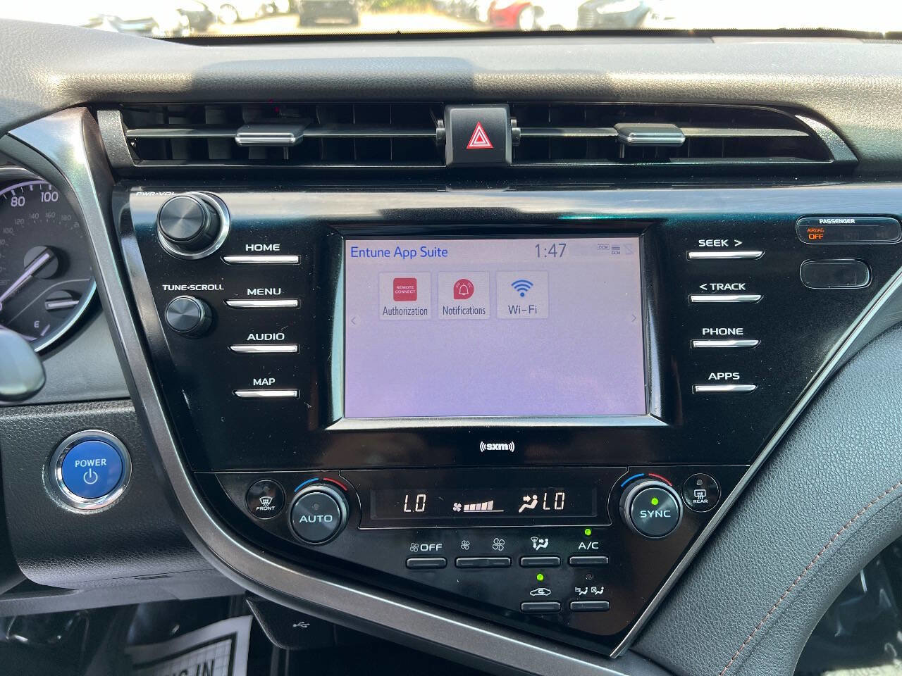 Used 2020 Toyota Camry LE image 20