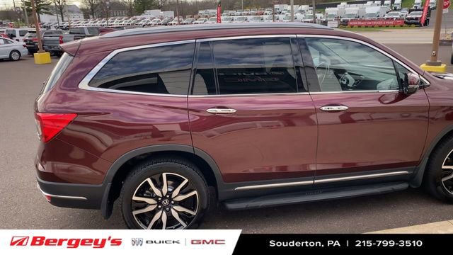Used 2020 Honda Pilot Touring image 11