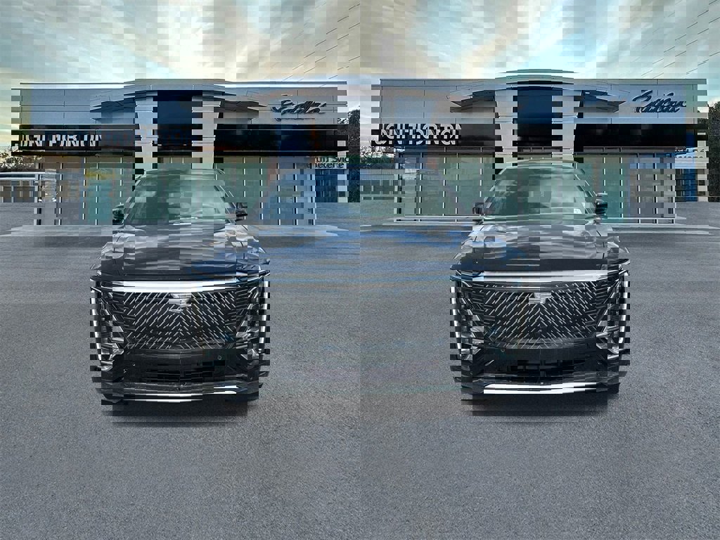 New 2025 Cadillac Lyriq Luxury image 2