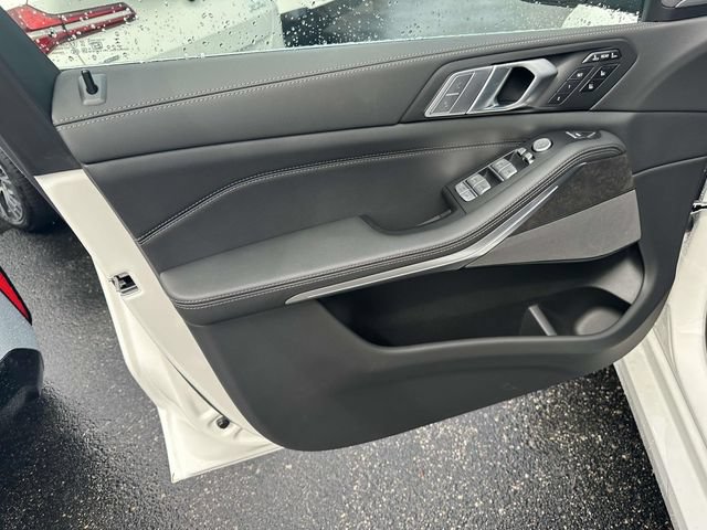 New 2027 BMW X7 xDrive40i w/ Executive Package AWD/4WD image 13