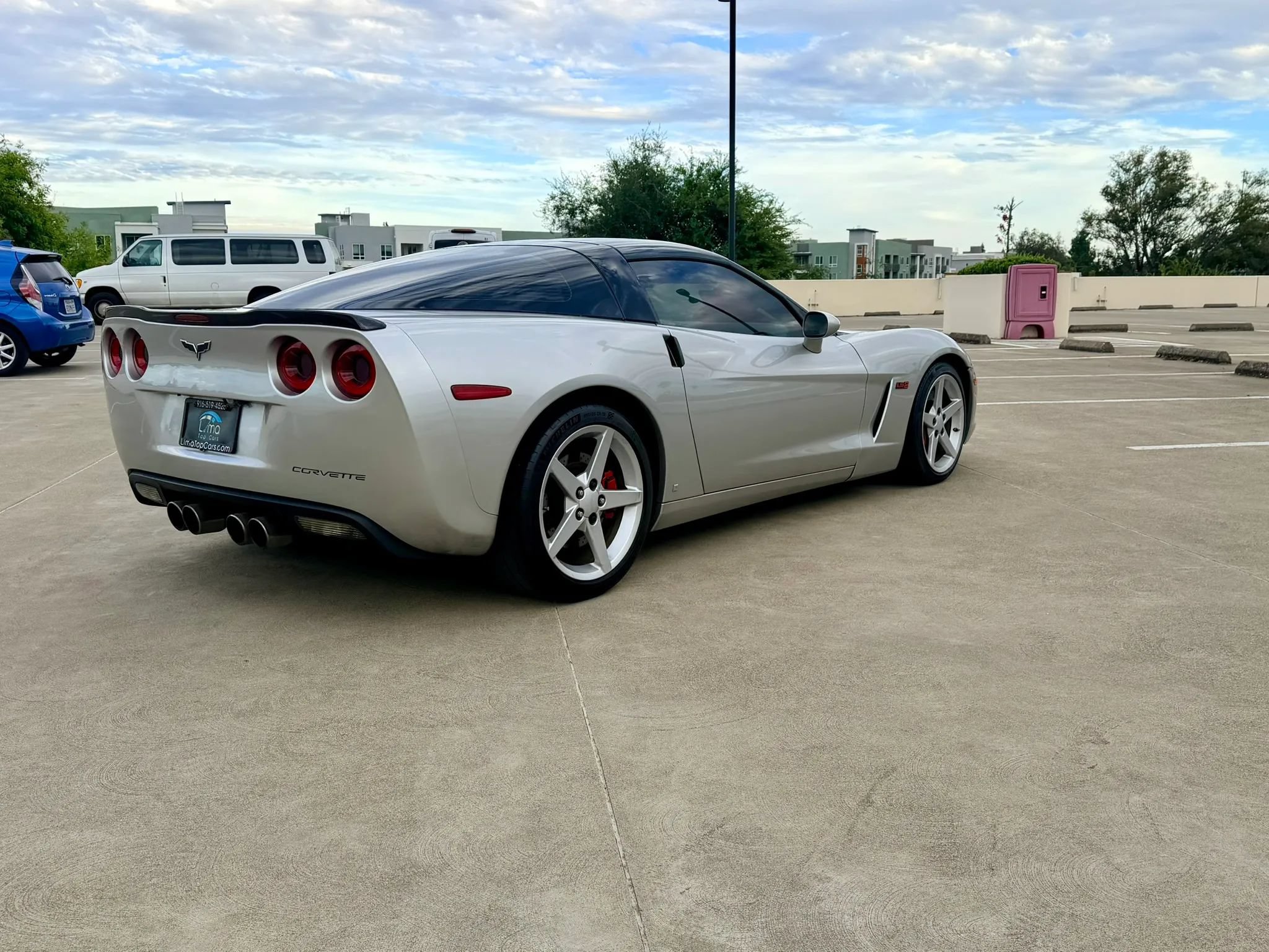 Used 2007 Chevrolet Corvette Coupe w/ Preferred Equipment Group RWD image 52
