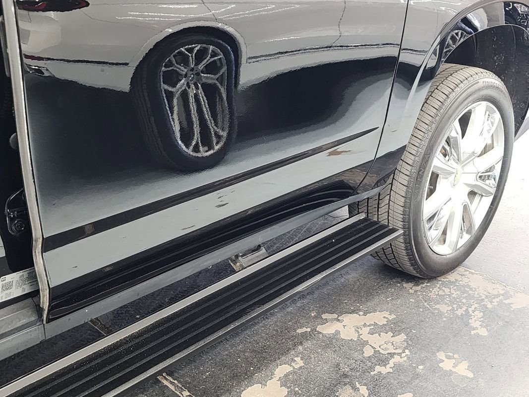 Used 2023 Chevrolet Suburban High Country image 51