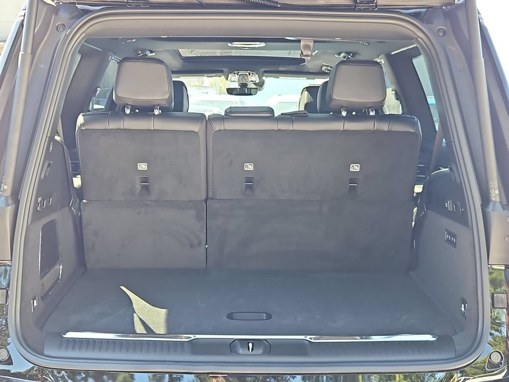 New 2026 Jeep Grand Wagoneer Summit AWD/4WD image 10