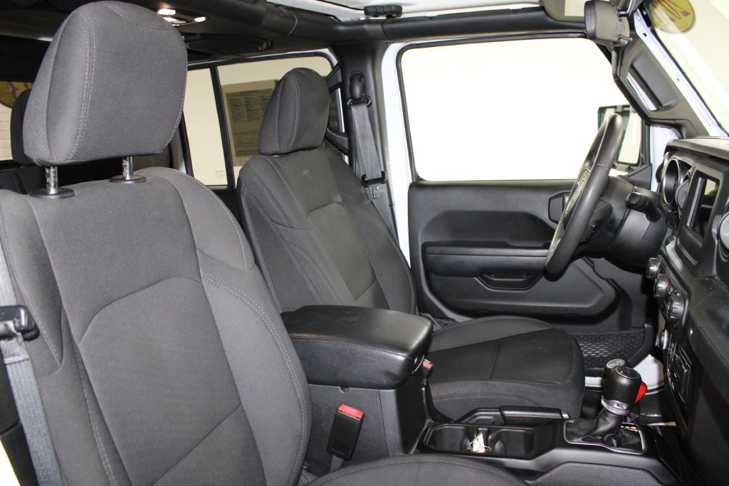 Used 2023 Jeep Gladiator Sport AWD/4WD image 22