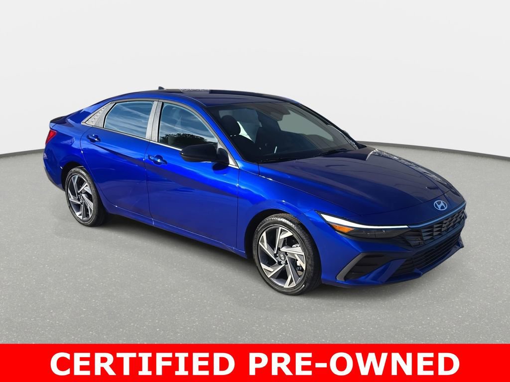 Certified 2025 Hyundai Elantra Sport image 3