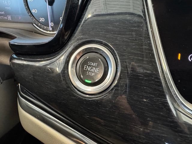 Used 2020 Cadillac XT6 Premium Luxury AWD/4WD image 21