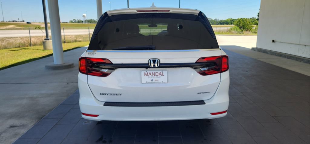 Used 2024 Honda Odyssey Sport image 9