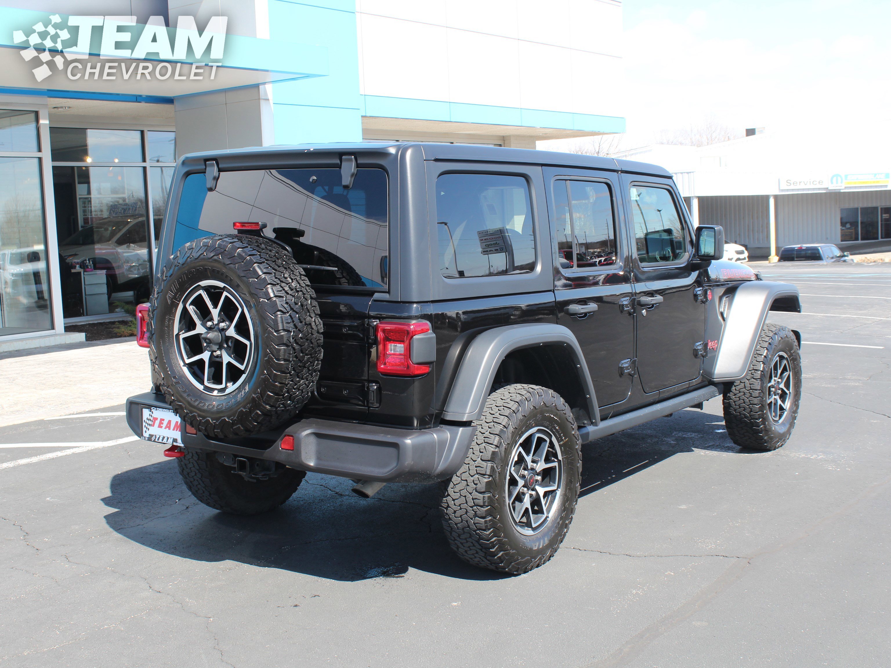 Used 2024 Jeep Wrangler Unlimited Rubicon AWD/4WD image 4