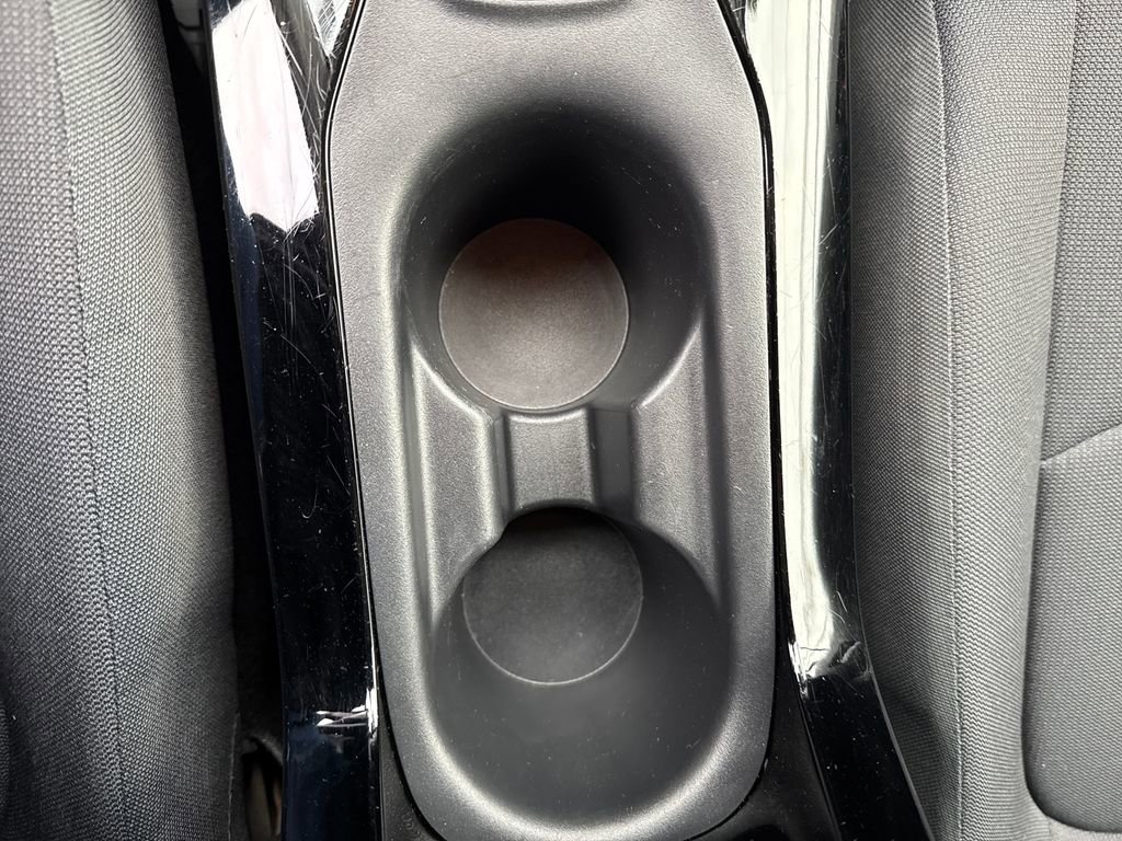 Used 2020 Toyota Corolla LE image 21