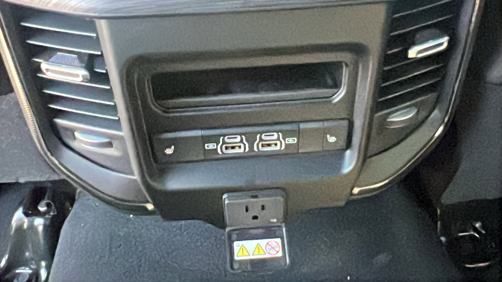 New 2026 RAM 2500 Rebel w/ Rebel Level 2 Equipment Group image 25