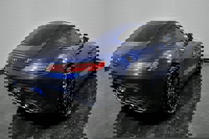 Used 2017 Mercedes-Benz AMG GT S w/ Exclusive Interior Package image 11