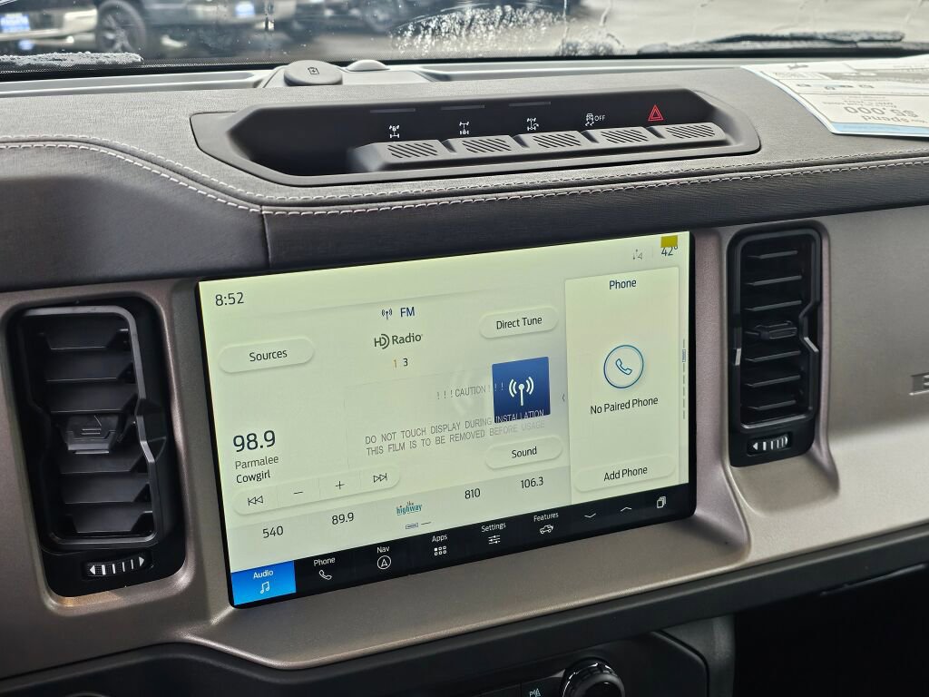 New 2025 Ford Bronco Outer Banks w/ Sasquatch Package image 17