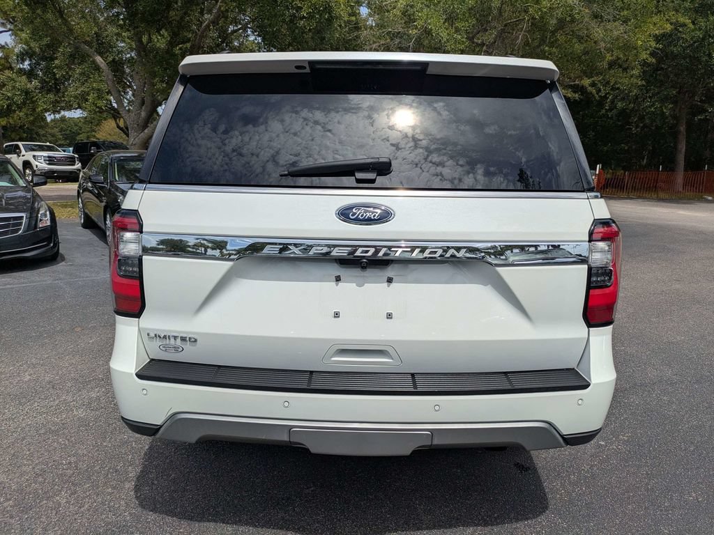 Used 2021 Ford Expedition Limited RWD image 5