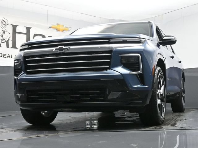 Used 2025 Chevrolet Traverse High Country w/ LPO, Floor Liner Package FWD image 58