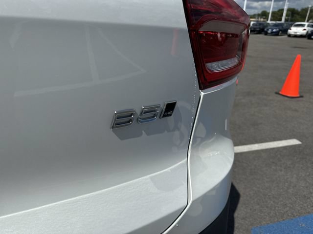 Used 2025 Volvo XC40 B5 Plus w/ Protection Package Premier AWD/4WD image 32